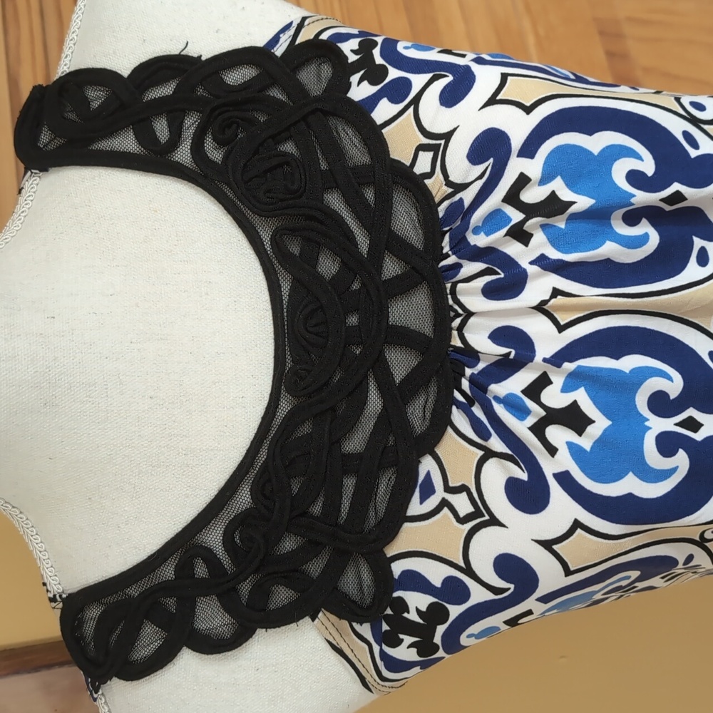 MAURICES Sleeveless Blue Print Top S Small - Picture 2 of 8